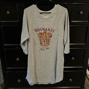 Harry Potter, gray fleece sleep shirt